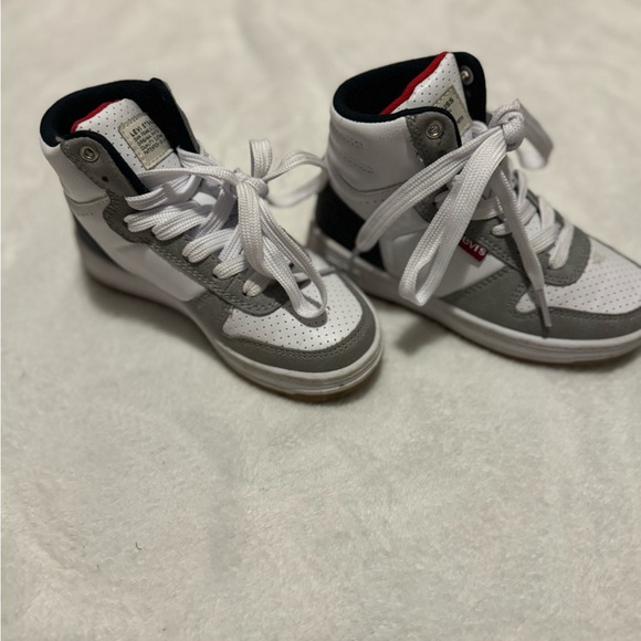 Kids Levi high top shoes size 11(little kids) - Picture 1 of 2
